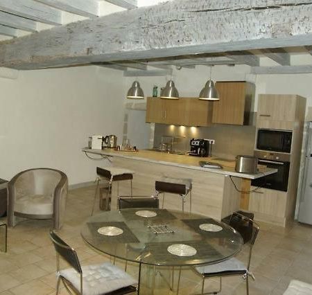 Charme Et Confort Blois Centre Apartment Bagian luar foto