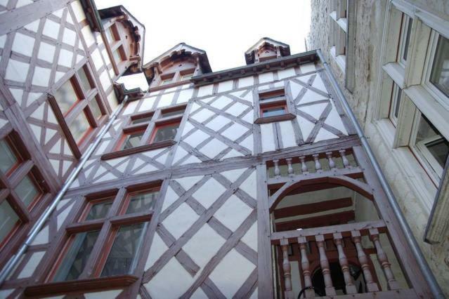 Charme Et Confort Blois Centre Apartment Bagian luar foto