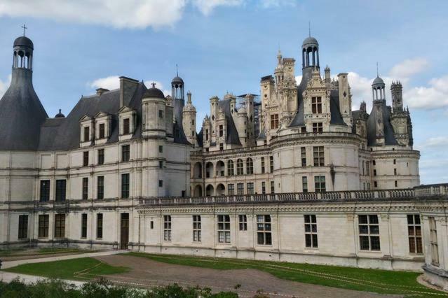 Charme Et Confort Blois Centre Apartment Bagian luar foto